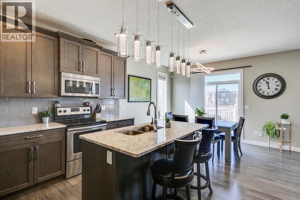 83 Baywater Rise Sw, Airdrie, Alberta  T4B 3V3 - Photo 12 - A2253094