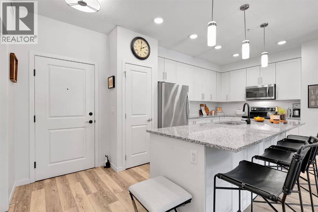 201, 20 Mahogany Mews Se, Calgary, Alberta  T3M 2W8 - Photo 4 - A2261823