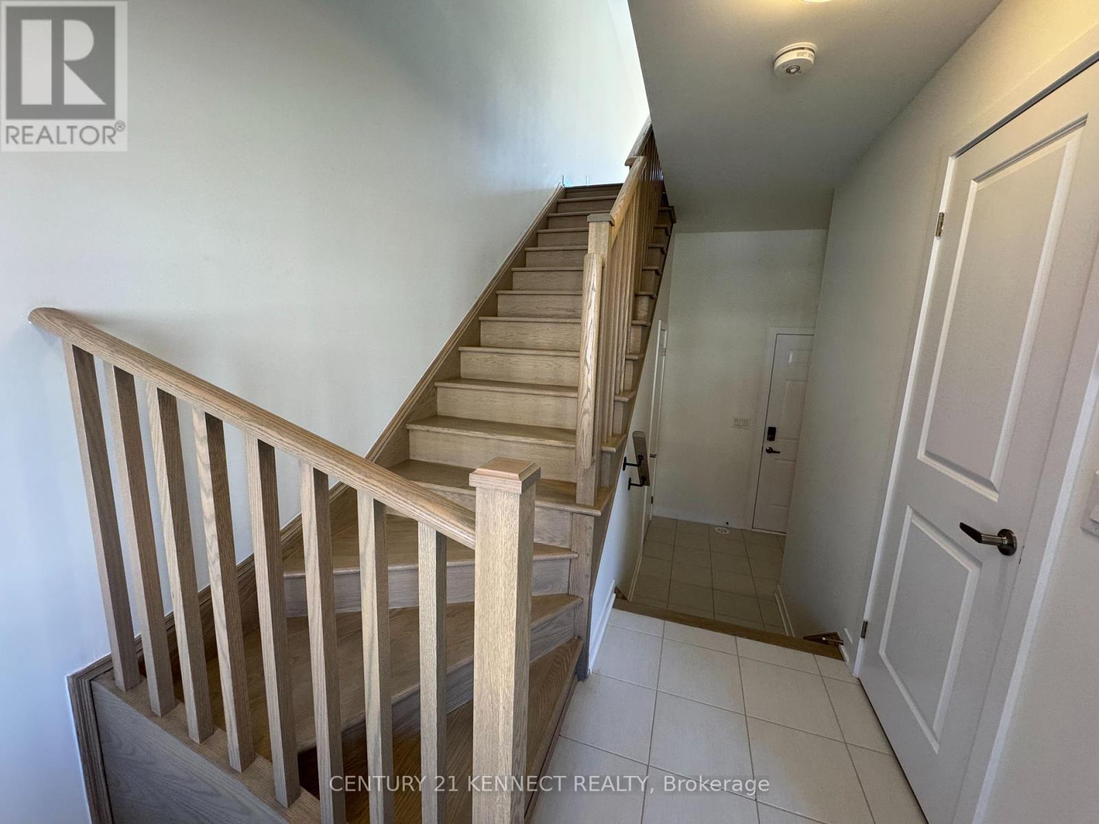 51 York Downs Boulevard, Markham, Ontario  L6V 3M6 - Photo 9 - N12442579