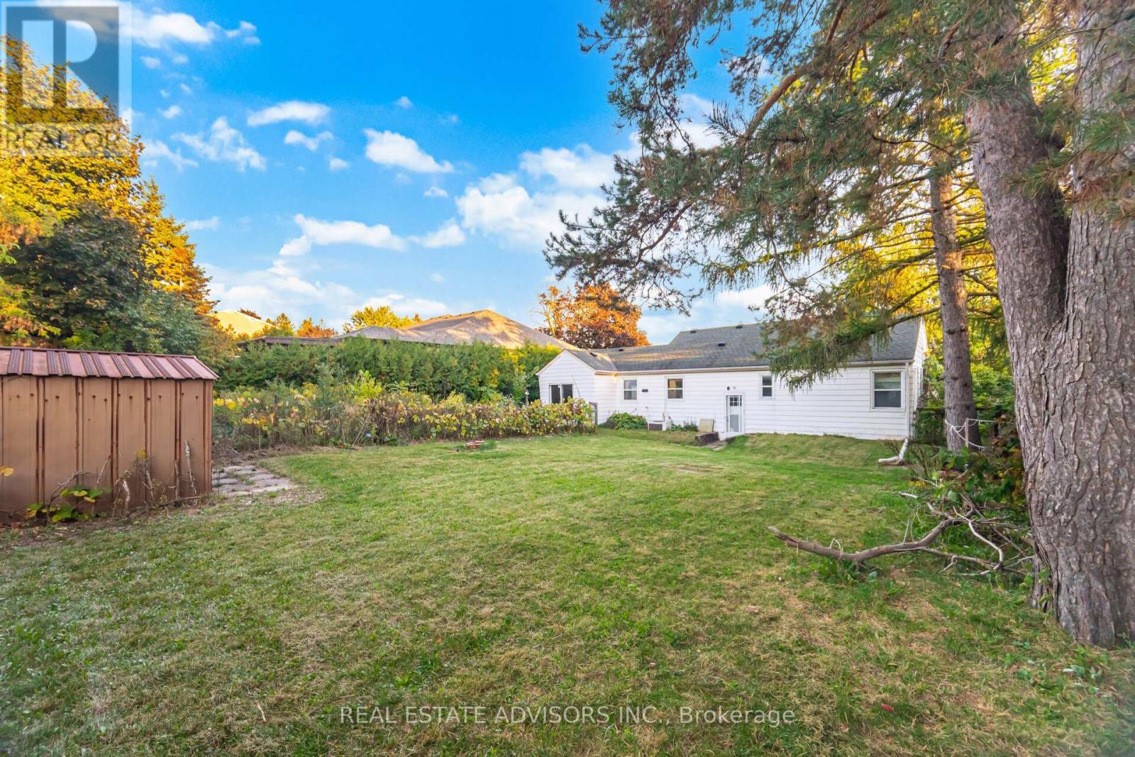 1035 Gorham Street, Newmarket, Ontario  L3Y 5G9 - Photo 30 - N12444128