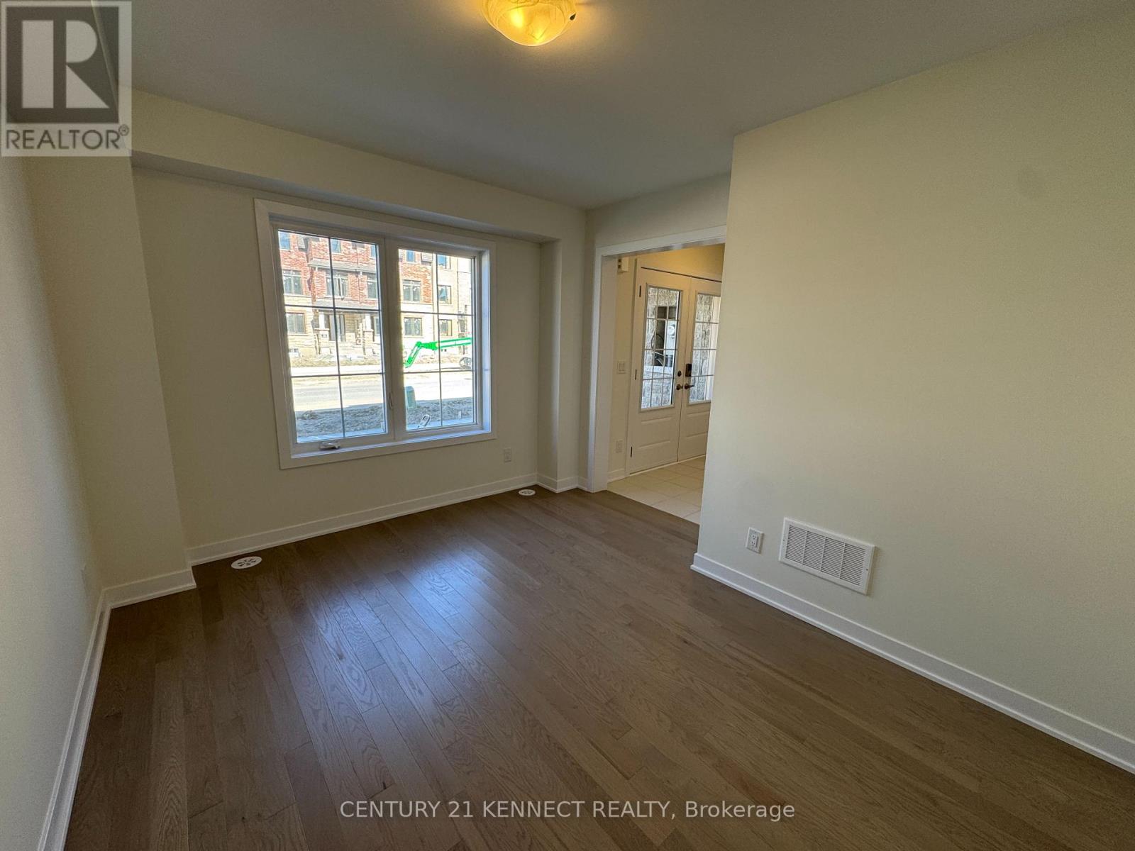 51 York Downs Boulevard, Markham, Ontario  L6V 3M6 - Photo 8 - N12442579