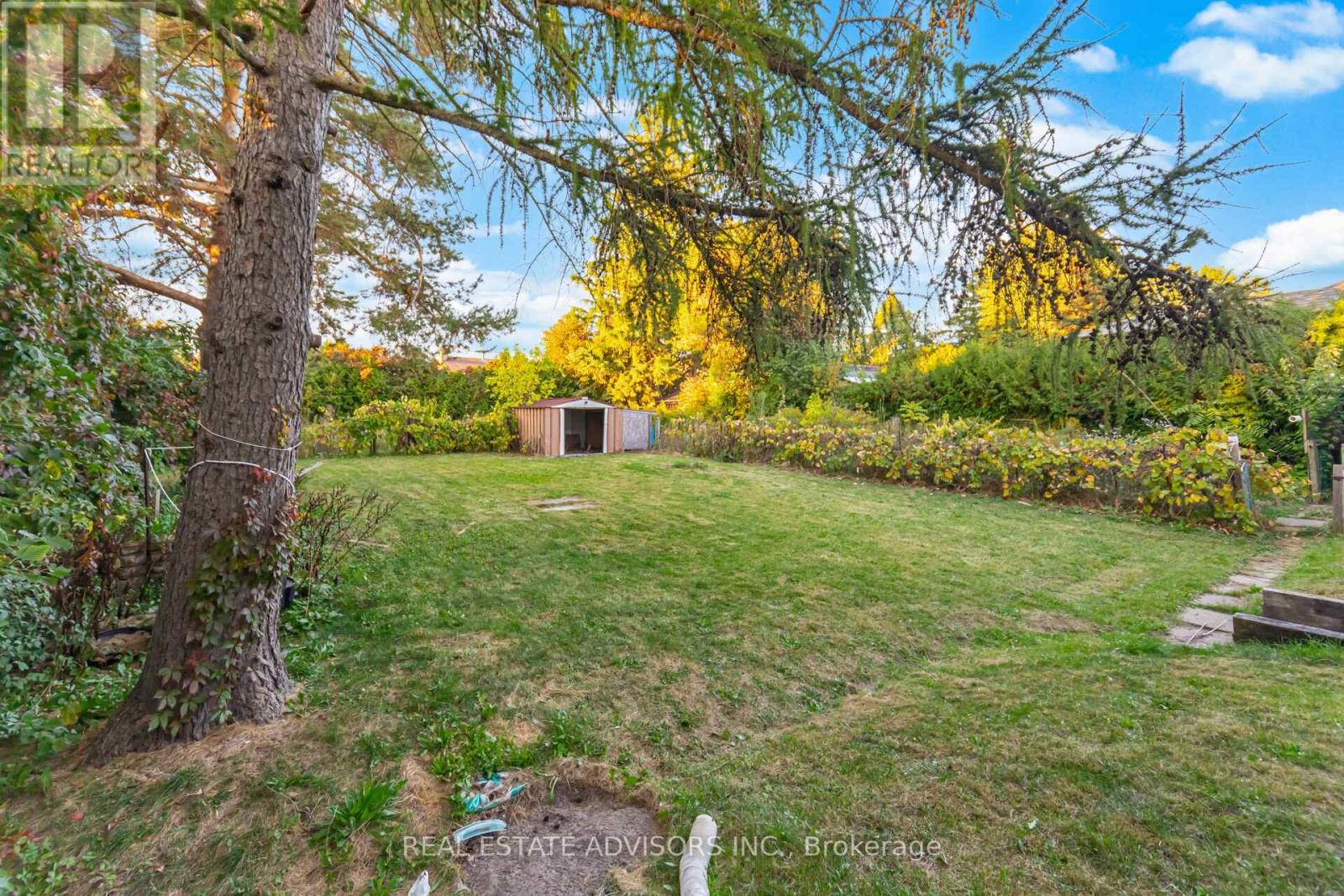 1035 Gorham Street, Newmarket, Ontario  L3Y 5G9 - Photo 29 - N12444128