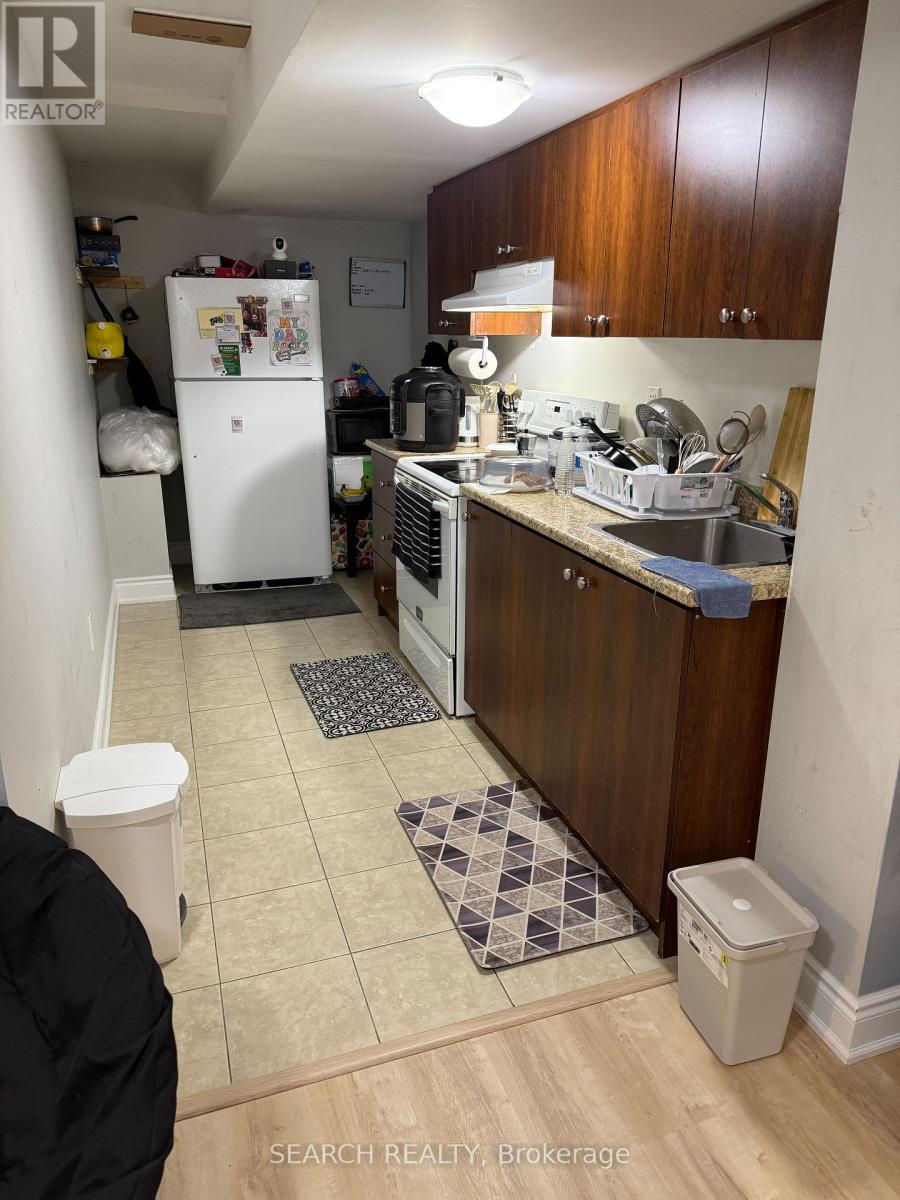 #basement - 3304 Sunlight Street, Mississauga, Ontario  L5M 0G8 - Photo 14 - W12445240