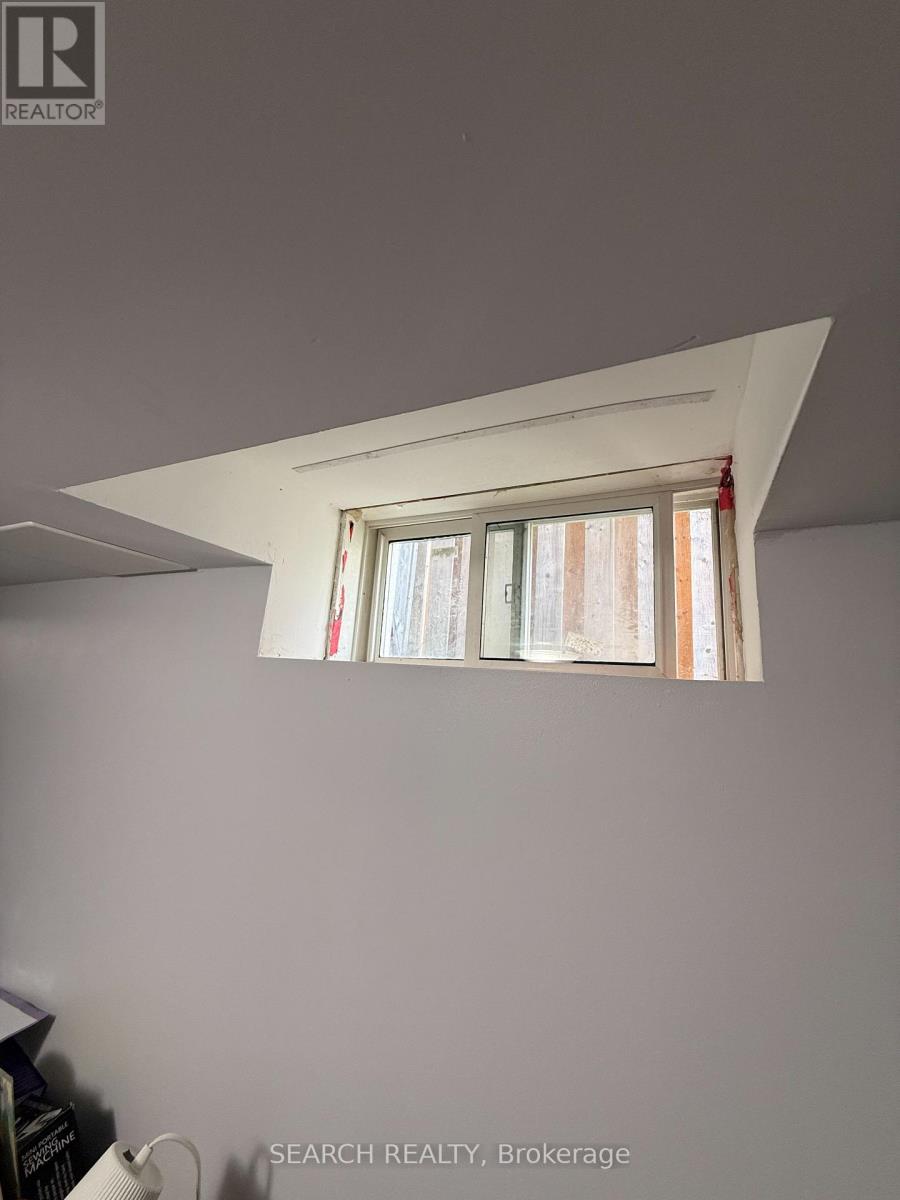 #basement - 3304 Sunlight Street, Mississauga, Ontario  L5M 0G8 - Photo 34 - W12445240