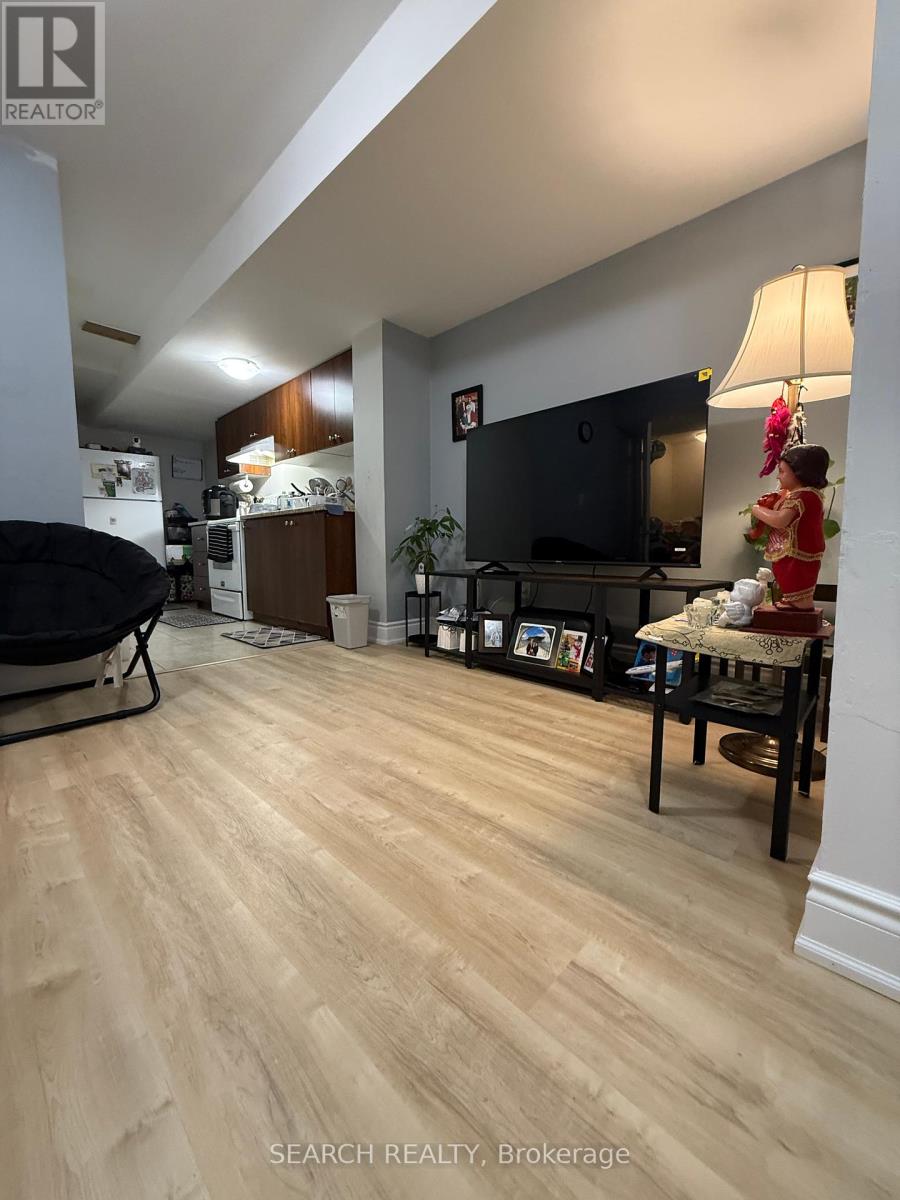 #basement - 3304 Sunlight Street, Mississauga, Ontario  L5M 0G8 - Photo 25 - W12445240