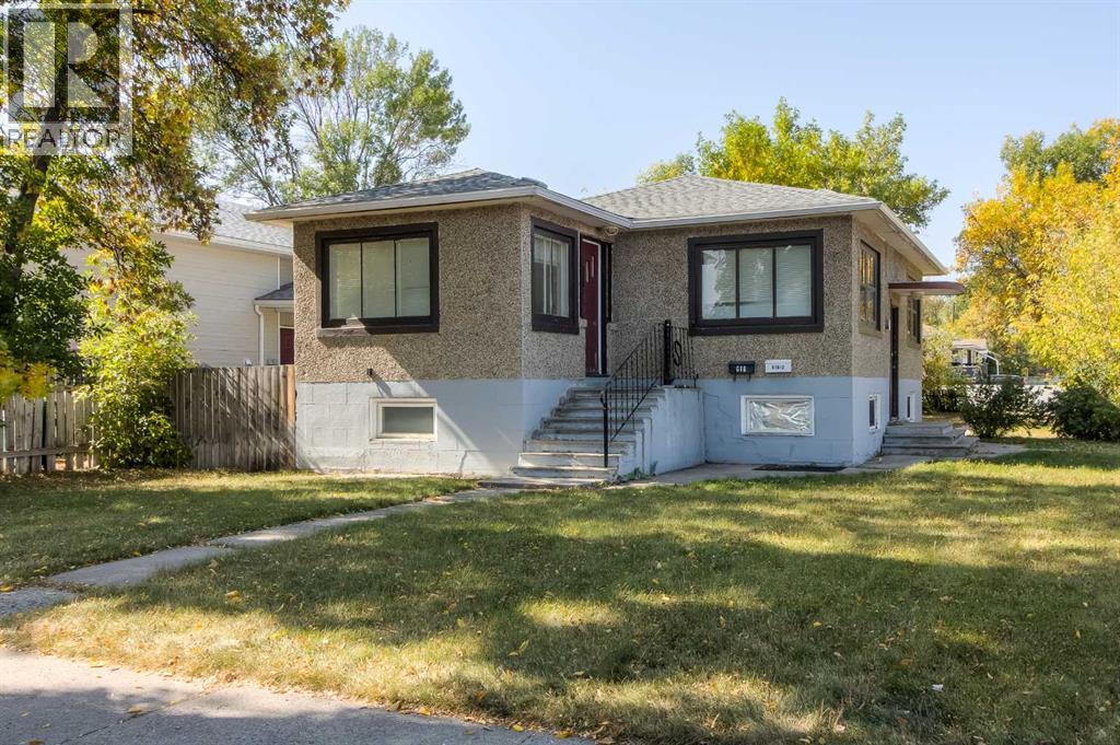 618 16 Street N, Lethbridge, Alberta  T1H 3A9 - Photo 1 - A2256832