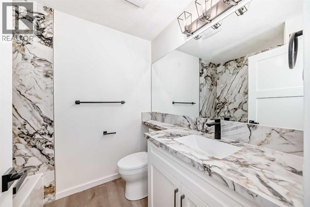 64 Woodstock Road Sw, Calgary, Alberta  T2W 5W2 - Photo 36 - A2243109