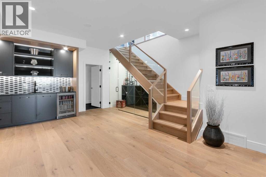 103 Elveden Court Sw, Calgary, Alberta  T3H 2A9 - Photo 36 - A2257815