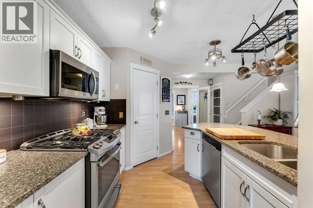 389 Sagewood Drive Sw, Airdrie, Alberta  T4B 3N2 - Photo 14 - A2260180