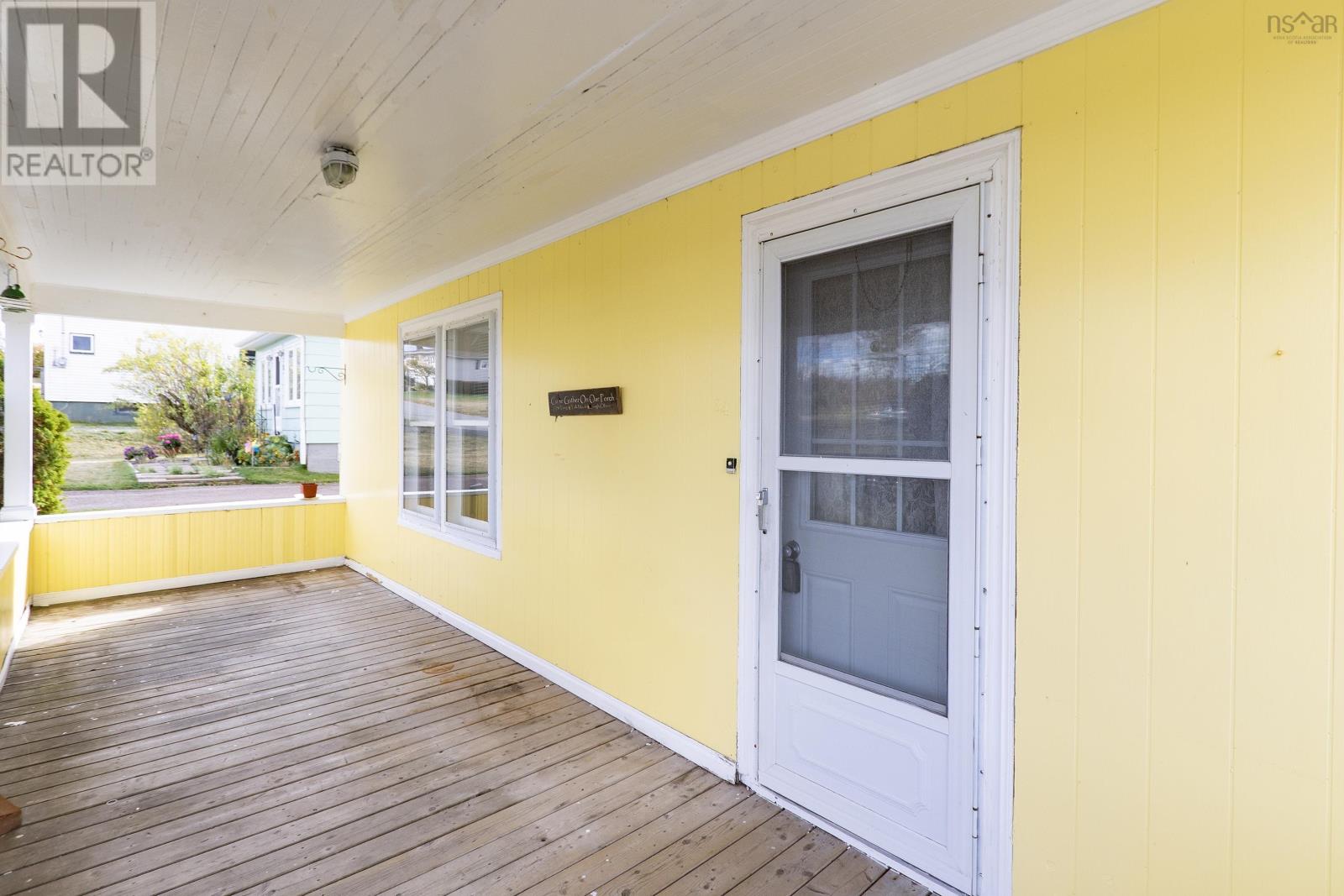 54 Wolsley Street, Springhill, Nova Scotia  B0M 1X0 - Photo 4 - 202525130