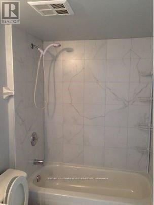 1110 - 43 Eglinton Avenue E, Toronto, Ontario  M4P 1A2 - Photo 17 - C12401955