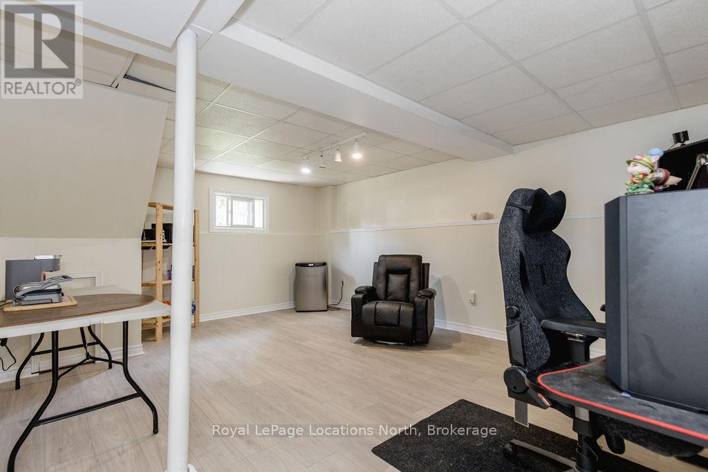 52 Royal Beech Drive, Wasaga Beach, Ontario  L0L 2P0 - Photo 28 - S12445329