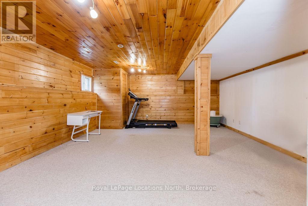 52 Royal Beech Drive, Wasaga Beach, Ontario  L0L 2P0 - Photo 32 - S12445329