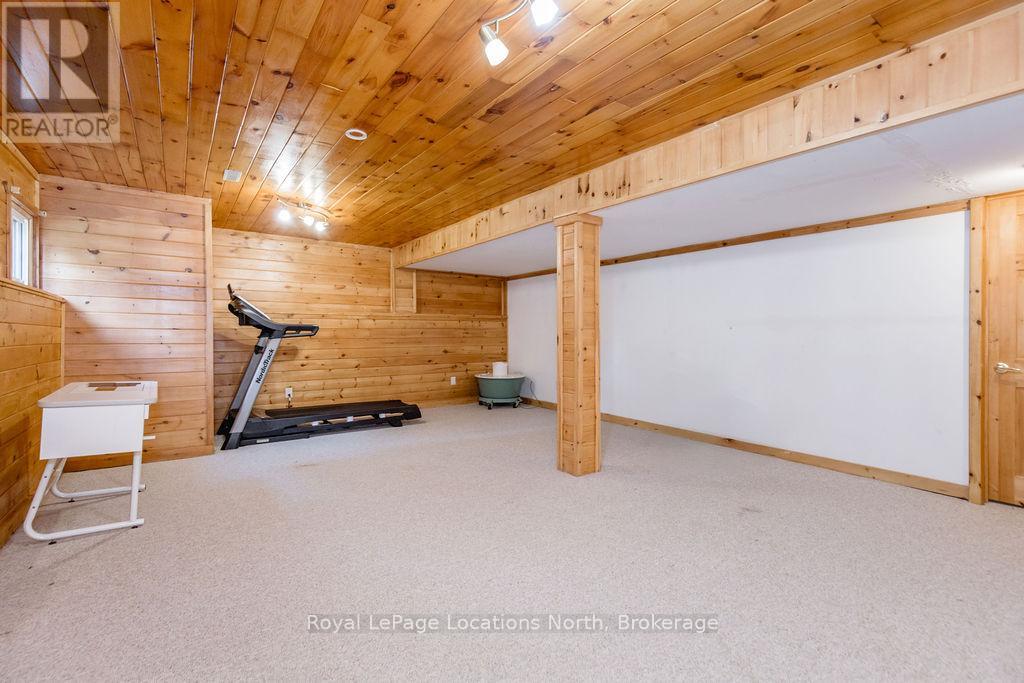 52 Royal Beech Drive, Wasaga Beach, Ontario  L0L 2P0 - Photo 33 - S12445329