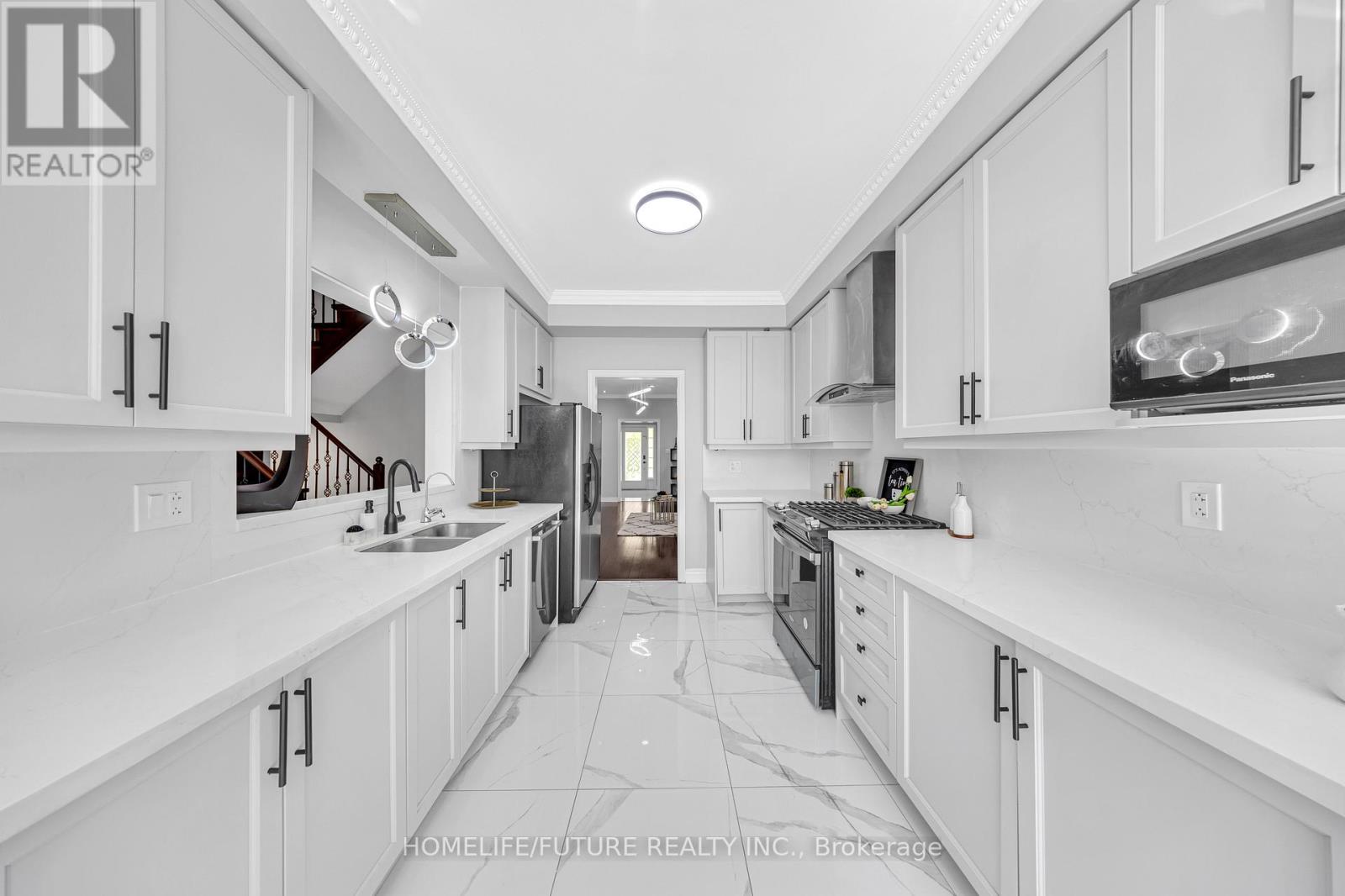 45 Harry Blaylock Drive, Markham (Greensborough), Ontario  L6E 2H1 - Photo 12 - N12445306