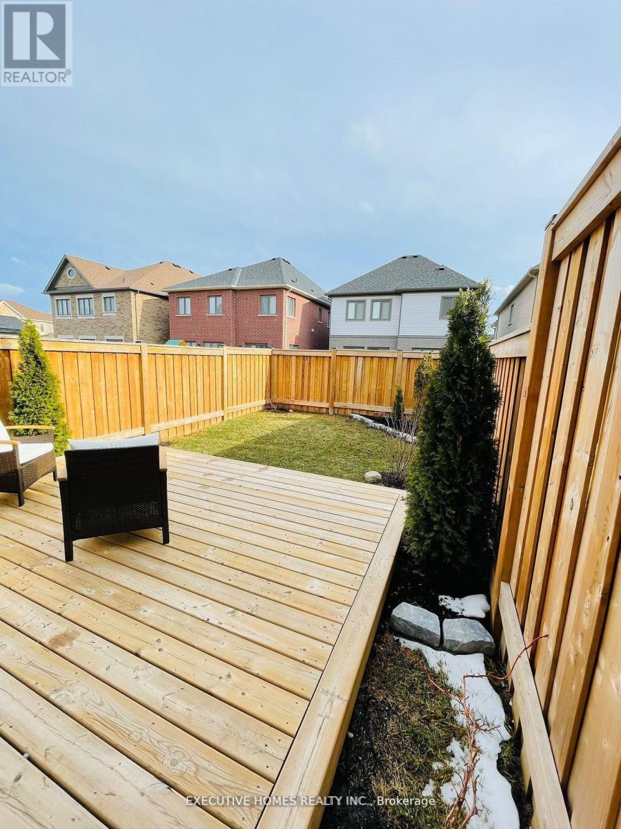 51 Lorne Thomas Place, New Tecumseth, Ontario  L9R 0T8 - Photo 29 - N12445314