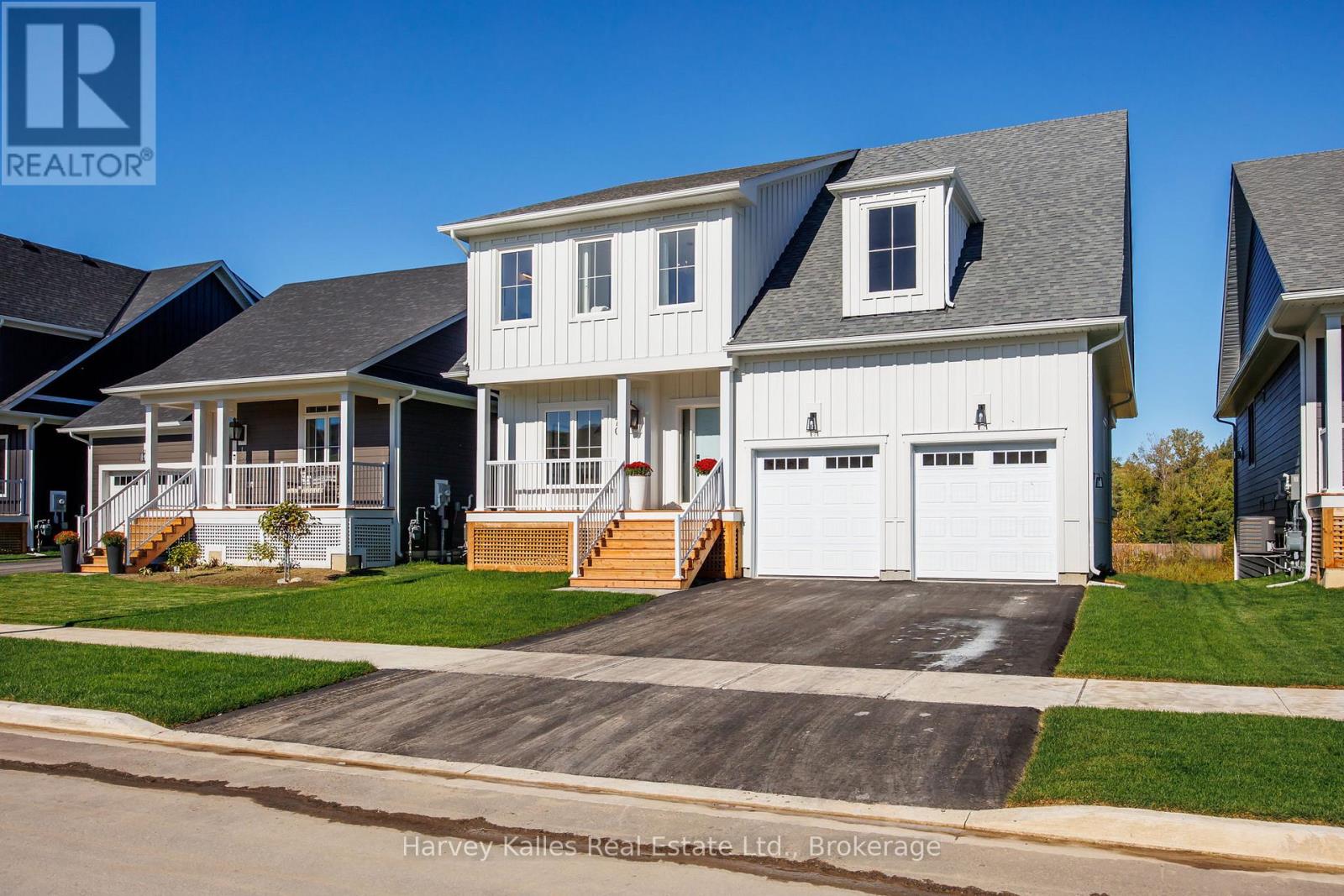 170 Chestnut Street, Blue Mountains, Ontario  L9Y 5T5 - Photo 2 - X12445330
