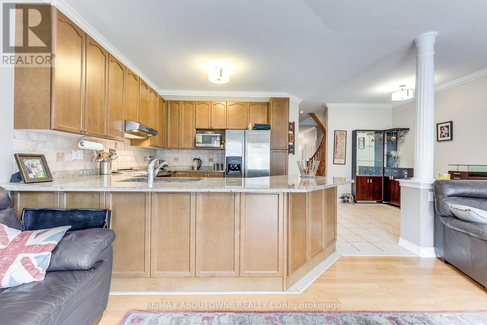 1198 Agram Drive, Oakville, Ontario  L6H 7R9 - Photo 14 - W12445279