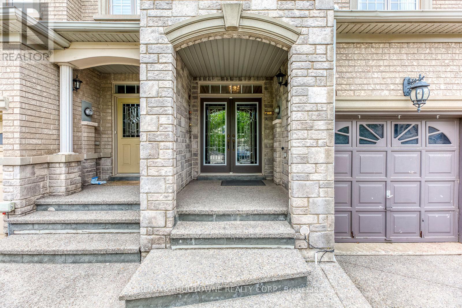 1198 Agram Drive, Oakville, Ontario  L6H 7R9 - Photo 3 - W12445279