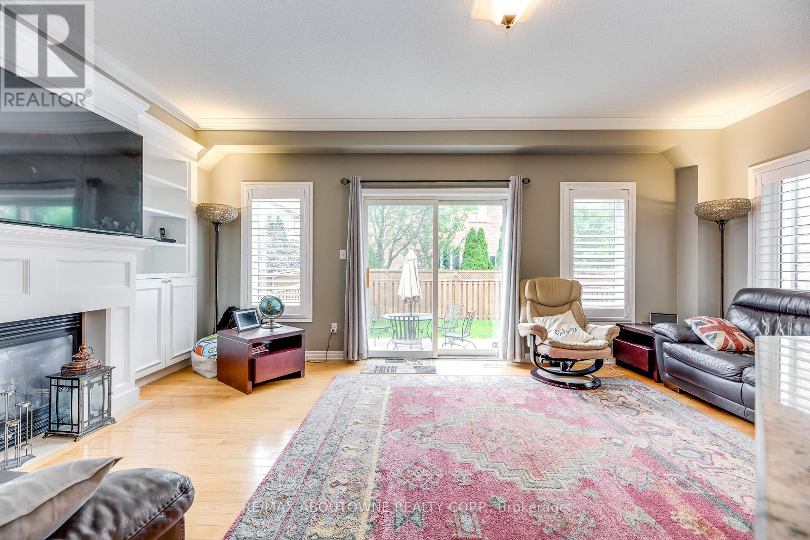1198 Agram Drive, Oakville, Ontario  L6H 7R9 - Photo 8 - W12445279