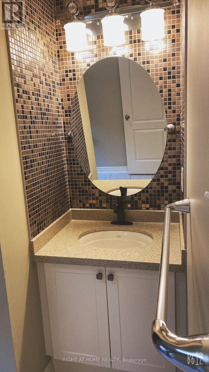 4700 Centretown Way, Mississauga, Ontario  L5R 0C9 - Photo 19 - W12445286