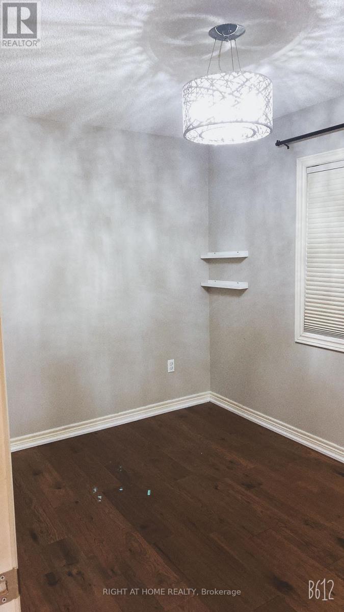 4700 Centretown Way, Mississauga, Ontario  L5R 0C9 - Photo 22 - W12445286