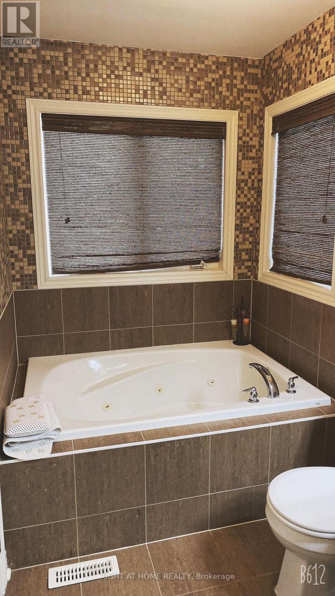 4700 Centretown Way, Mississauga, Ontario  L5R 0C9 - Photo 29 - W12445286