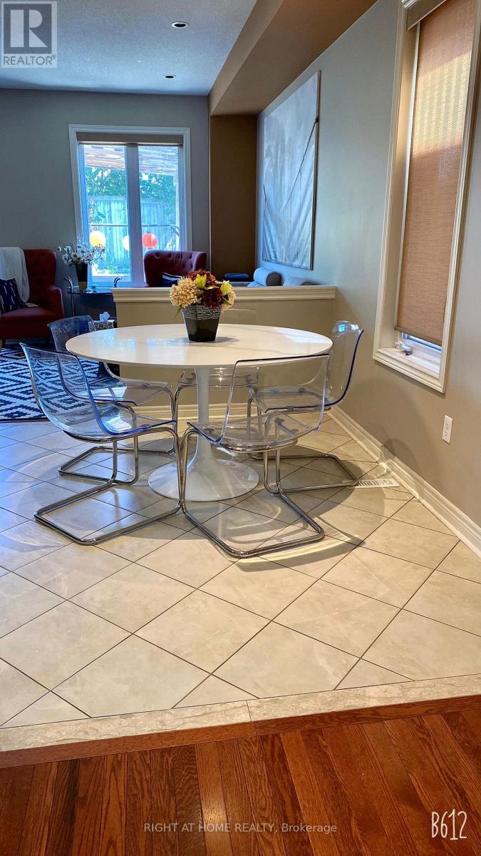 4700 Centretown Way, Mississauga, Ontario  L5R 0C9 - Photo 4 - W12445286