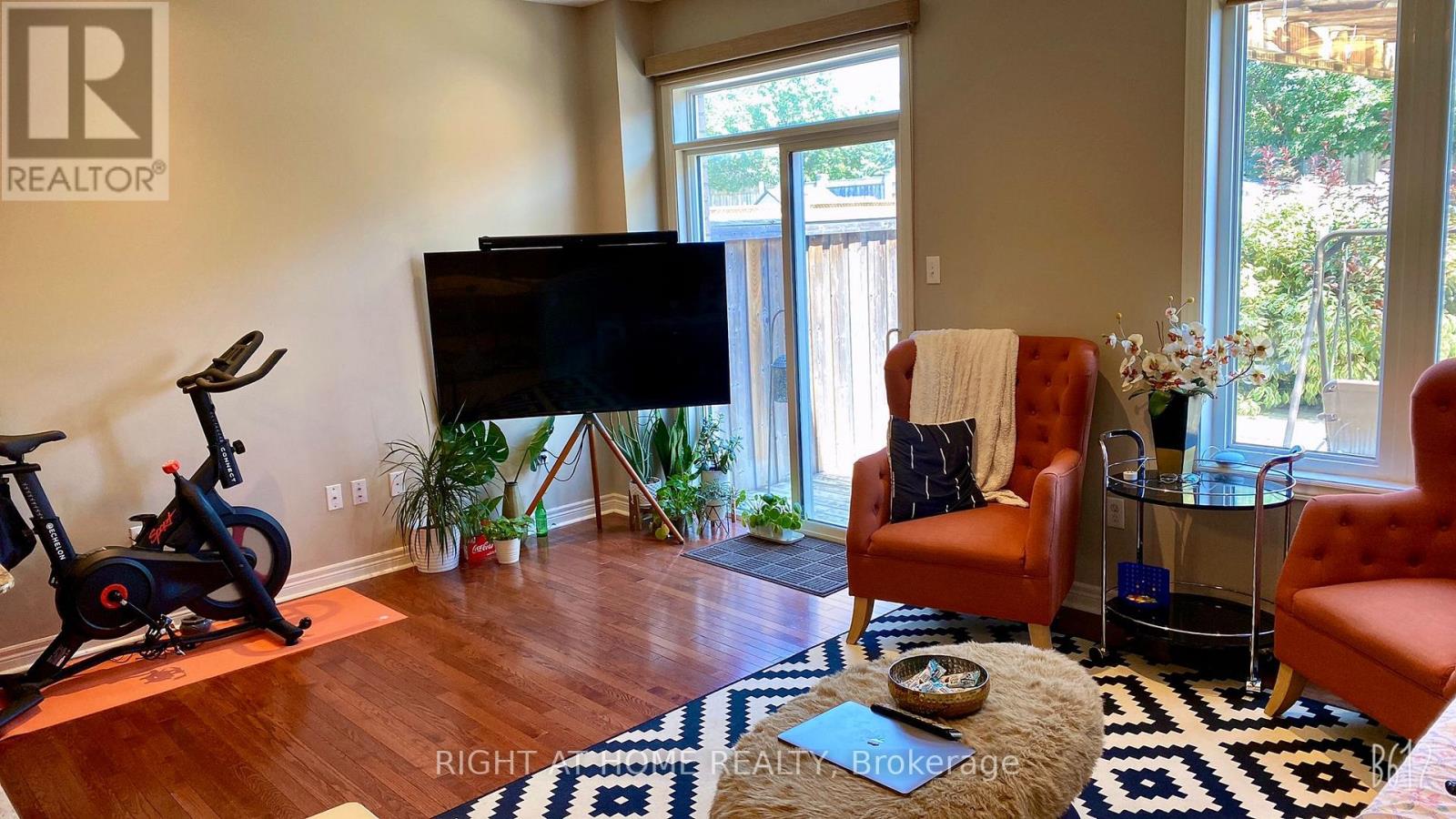 4700 Centretown Way, Mississauga, Ontario  L5R 0C9 - Photo 9 - W12445286
