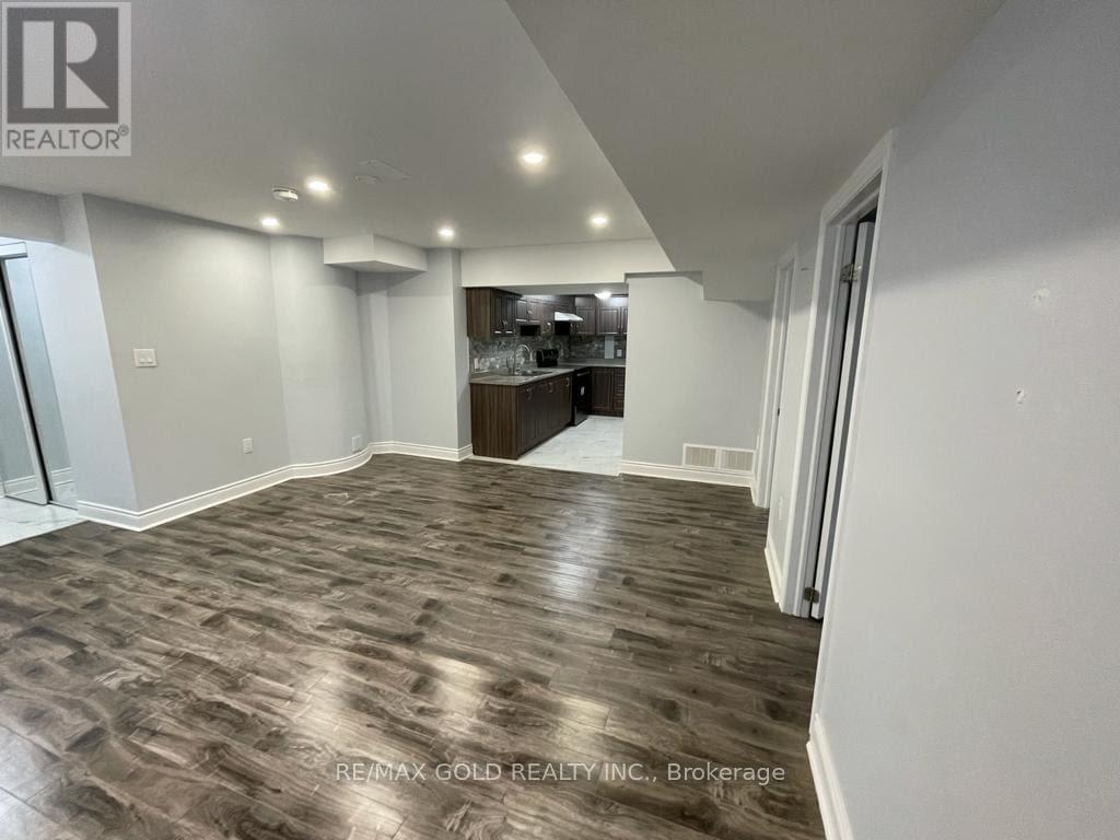 3 Stedford Crescent, Brampton, Ontario  L7A 4P6 - Photo 10 - W12445310