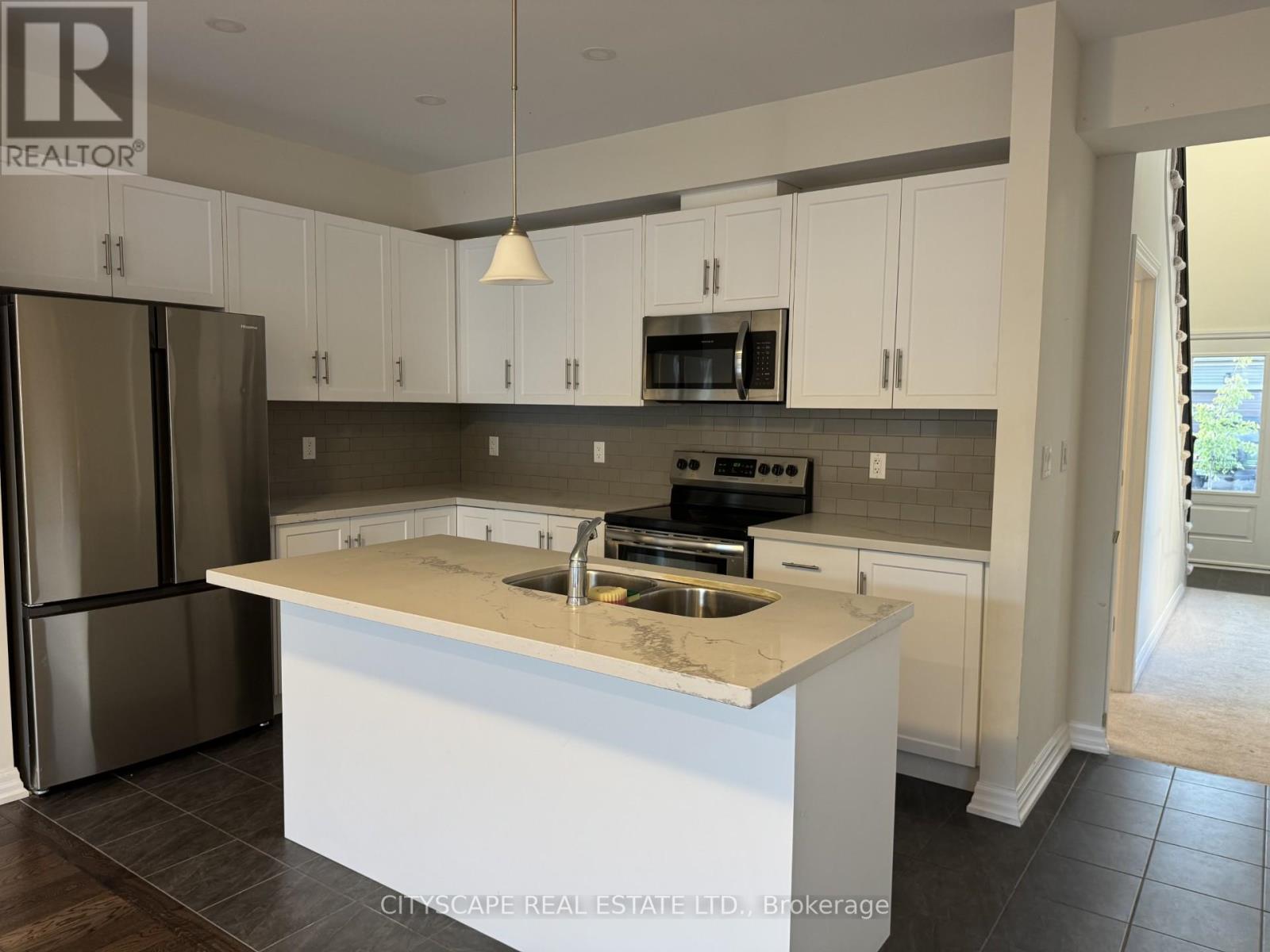 7 - 4311 Mann Street, Niagara Falls, Ontario  L2G 0E7 - Photo 7 - X12430769