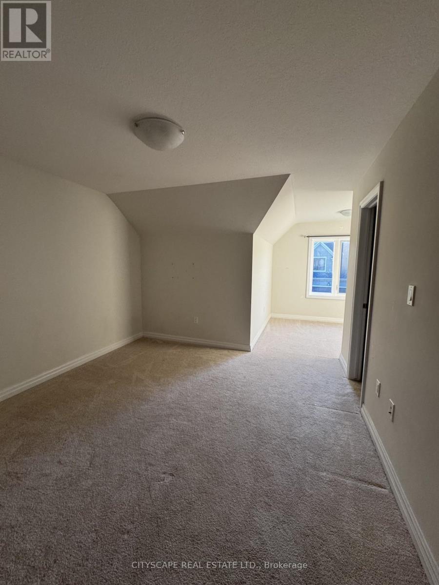 7 - 4311 Mann Street, Niagara Falls, Ontario  L2G 0E7 - Photo 9 - X12430769