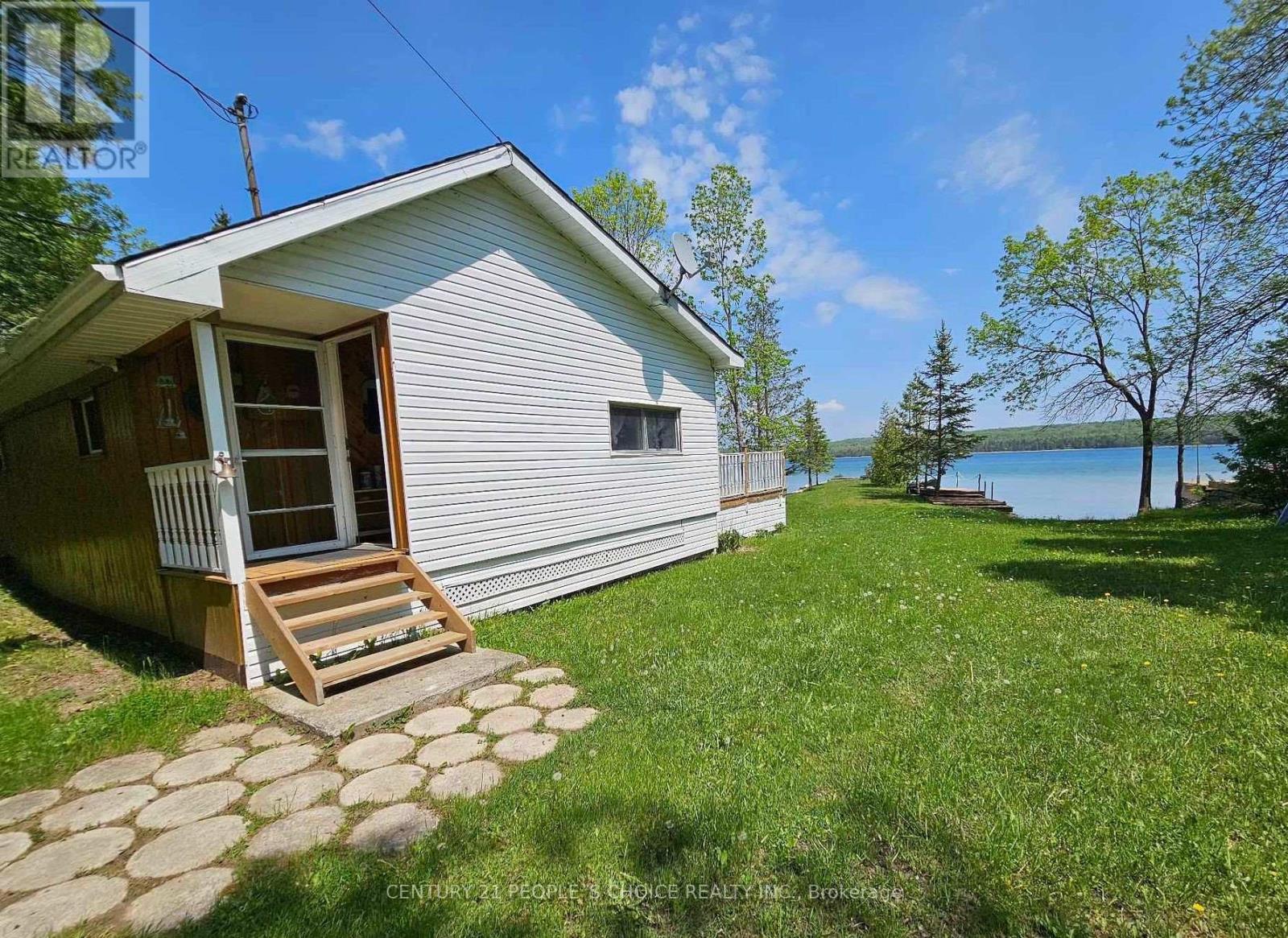 123 Waterview Lane, Assiginack, Ontario  P0P 1N0 - Photo 1 - X12445278