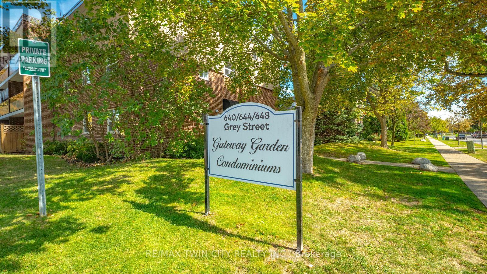 101 - 640 Grey Street, Brantford, Ontario  N3S 4Y3 - Photo 1 - X12445280
