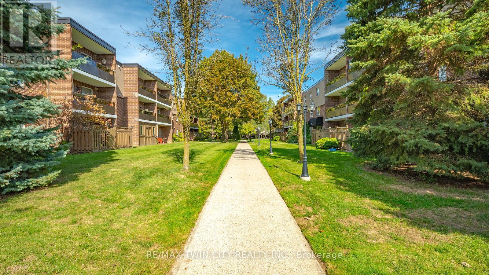 101 - 640 Grey Street, Brantford, Ontario  N3S 4Y3 - Photo 17 - X12445280
