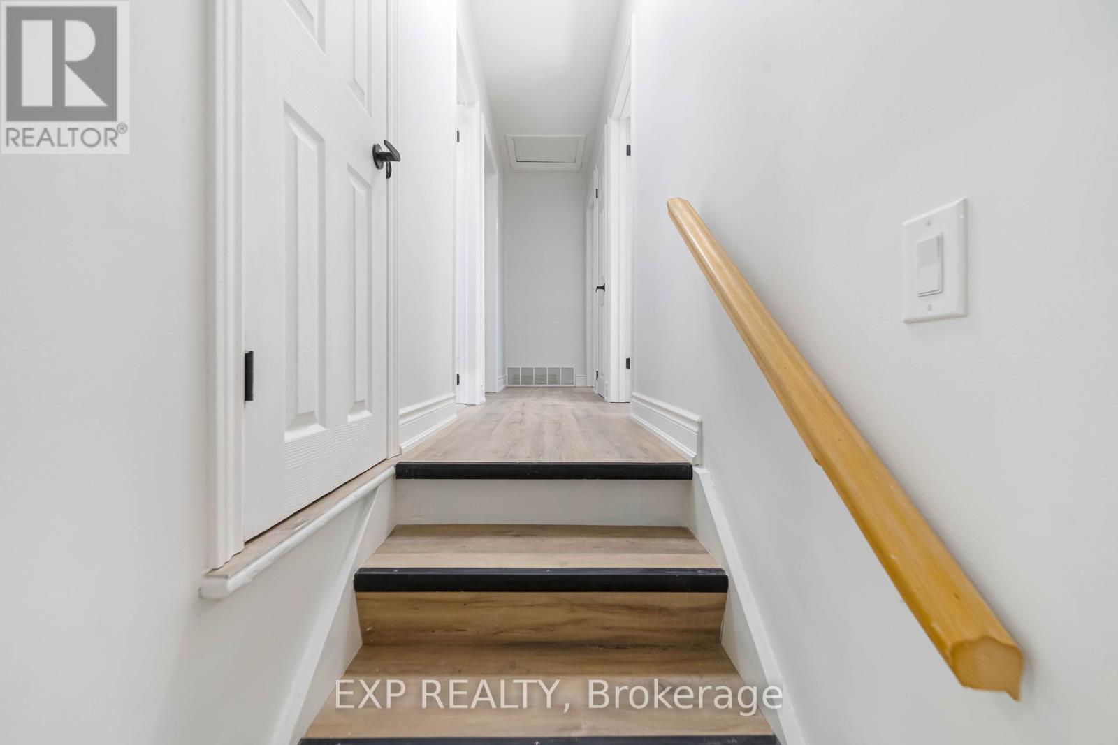 1487 Beckworth Avenue, London East (East D), Ontario  N5V 2K8 - Photo 15 - X12445287