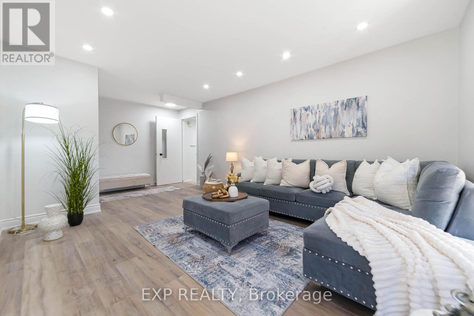 1487 Beckworth Avenue, London East (East D), Ontario  N5V 2K8 - Photo 8 - X12445287