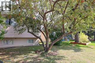 1356 Southdale Crescent Sw, Calgary, Alberta  T2W 1W2 - Photo 3 - A2248844