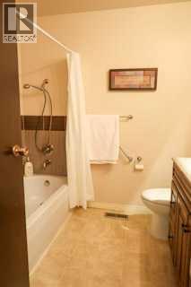 1356 Southdale Crescent Sw, Calgary, Alberta  T2W 1W2 - Photo 34 - A2248844
