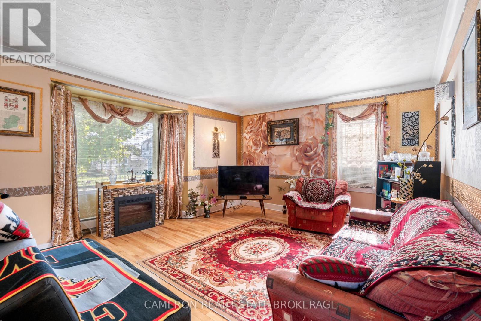 511 St Felix Street, Cornwall, Ontario  K6H 5B2 - Photo 9 - X12445328