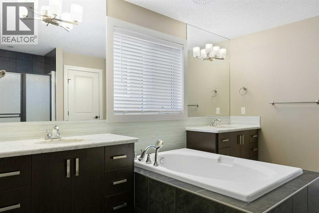 121 Panatella Green Nw, Calgary, Alberta  T3K 0M6 - Photo 33 - A2249016