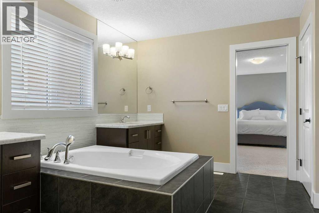 121 Panatella Green Nw, Calgary, Alberta  T3K 0M6 - Photo 31 - A2249016