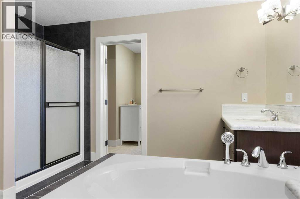 121 Panatella Green Nw, Calgary, Alberta  T3K 0M6 - Photo 32 - A2249016