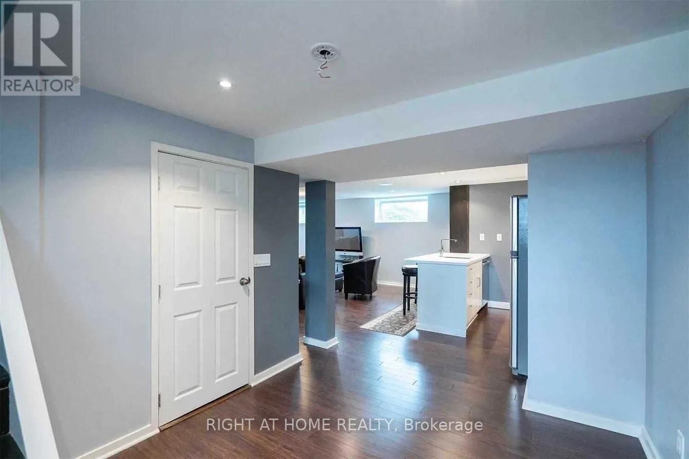 2 Groveland Crescent, Toronto, Ontario  M3A 3C5 - Photo 16 - C12430192