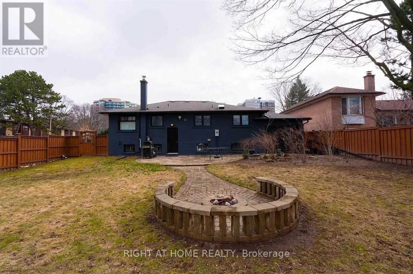 2 Groveland Crescent, Toronto, Ontario  M3A 3C5 - Photo 23 - C12430192