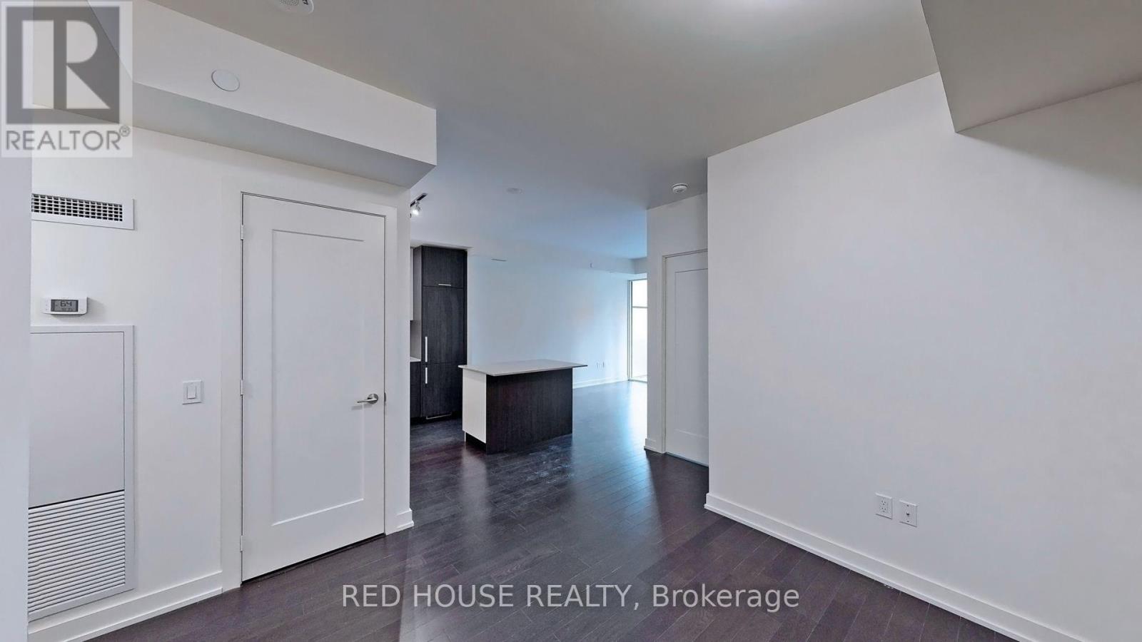 520 - 330 Richmond Street W, Toronto, Ontario  M5V 1X2 - Photo 14 - C12445327