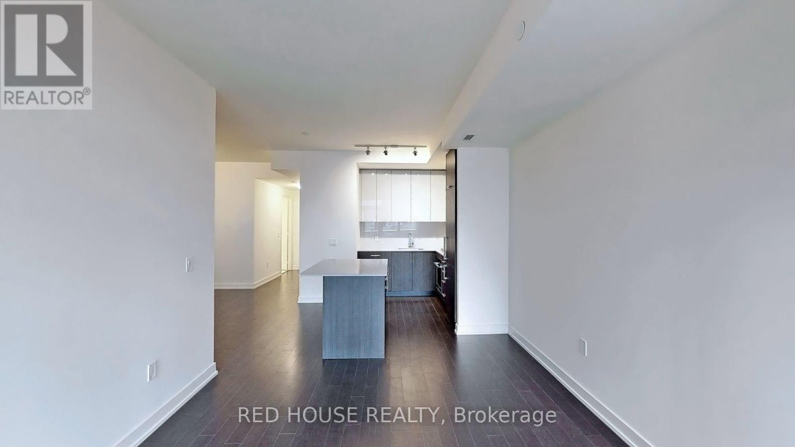520 - 330 Richmond Street W, Toronto, Ontario  M5V 1X2 - Photo 3 - C12445327