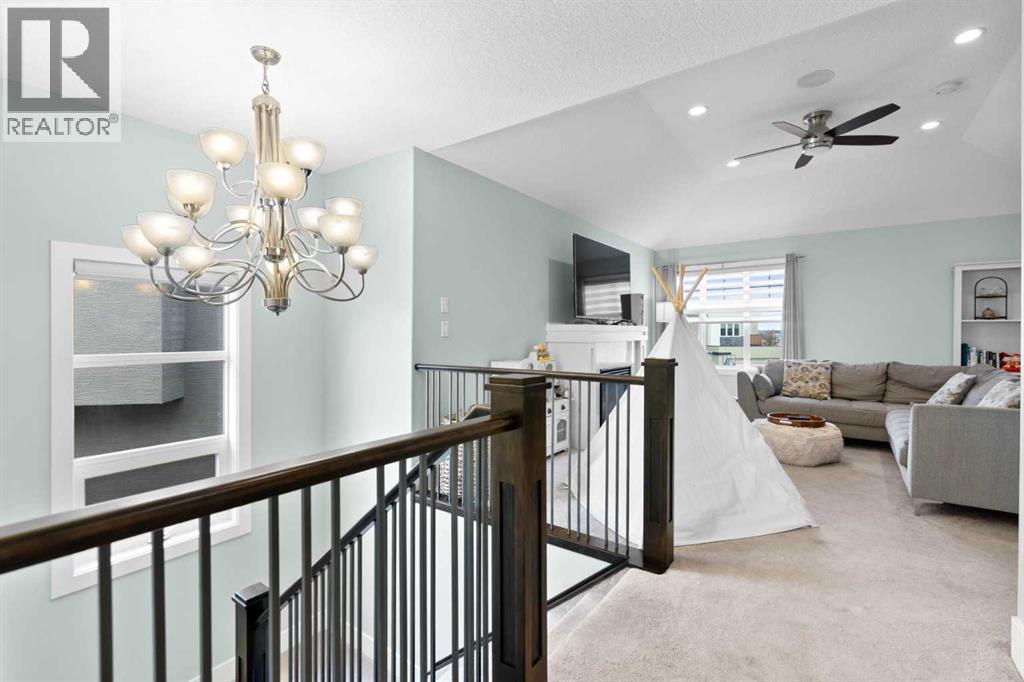 148 Baysprings Court Sw, Airdrie, Alberta  T4B 3X7 - Photo 13 - A2262255