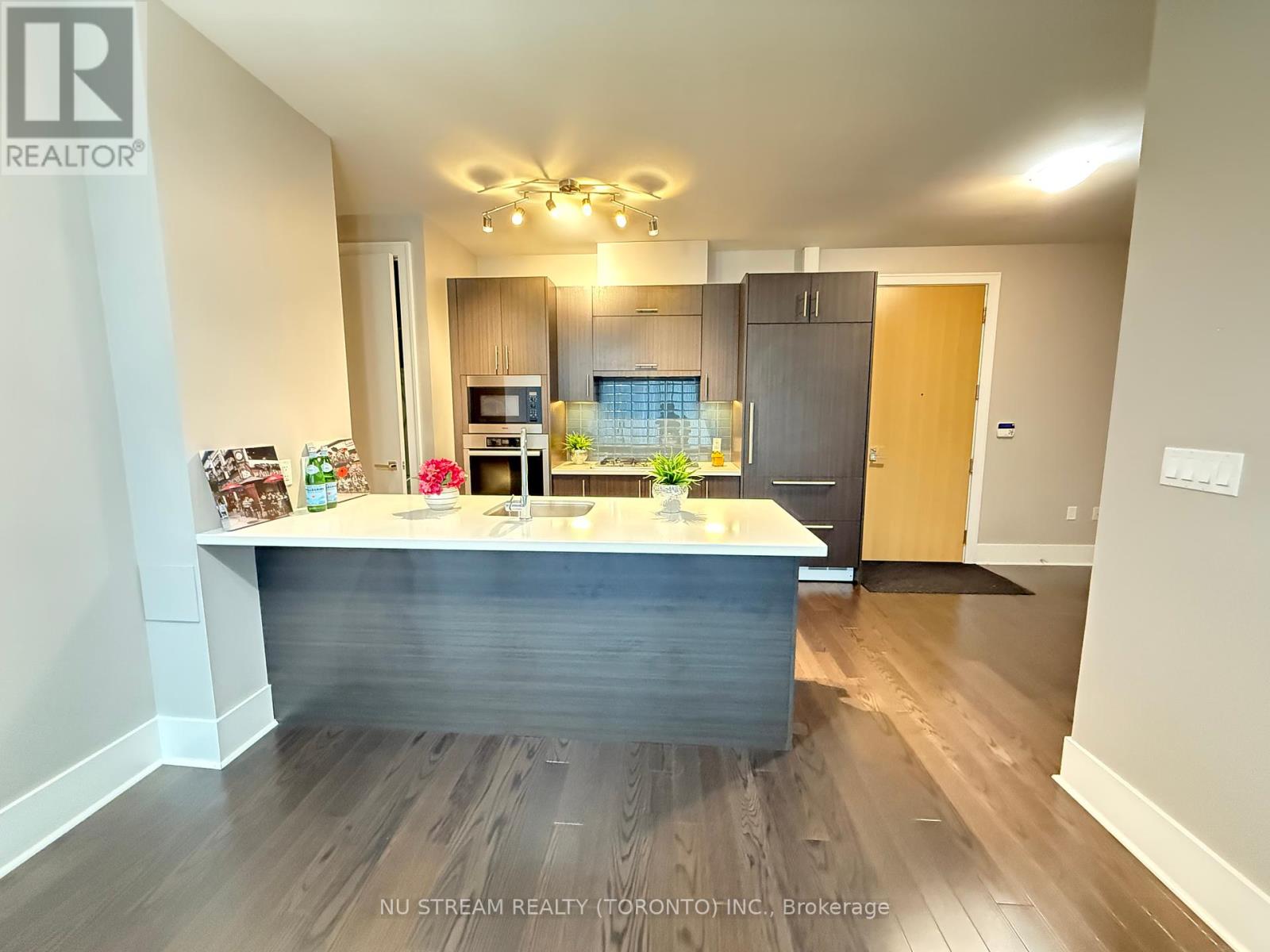 717 - 29 Queens Quay E, Toronto, Ontario  M5E 0A4 - Photo 7 - C12294909
