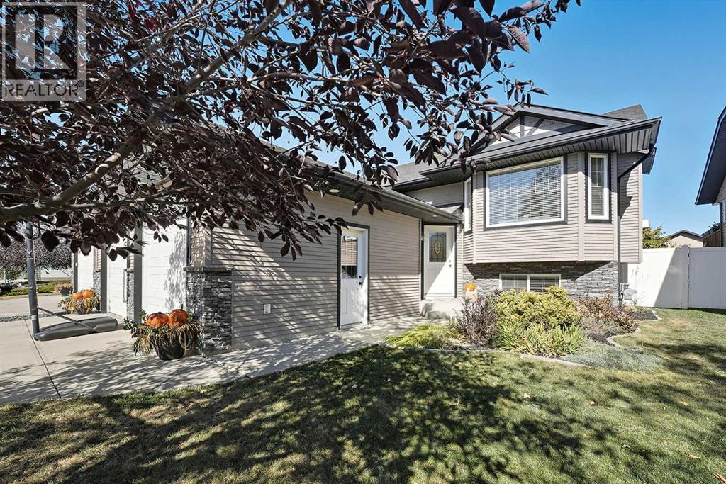 8 Van Dorp Street, Red Deer, Alberta  T4R 0G3 - Photo 3 - A2261099